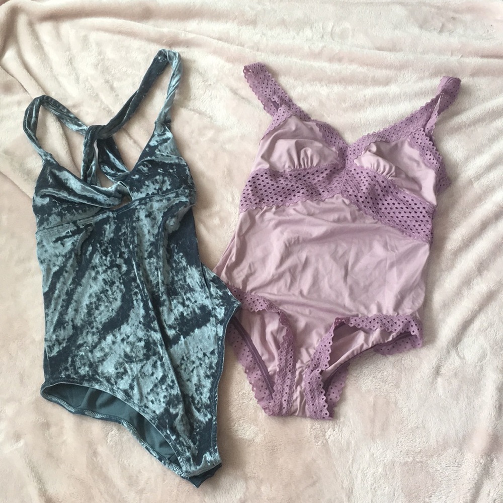 2 aerie bodysuits